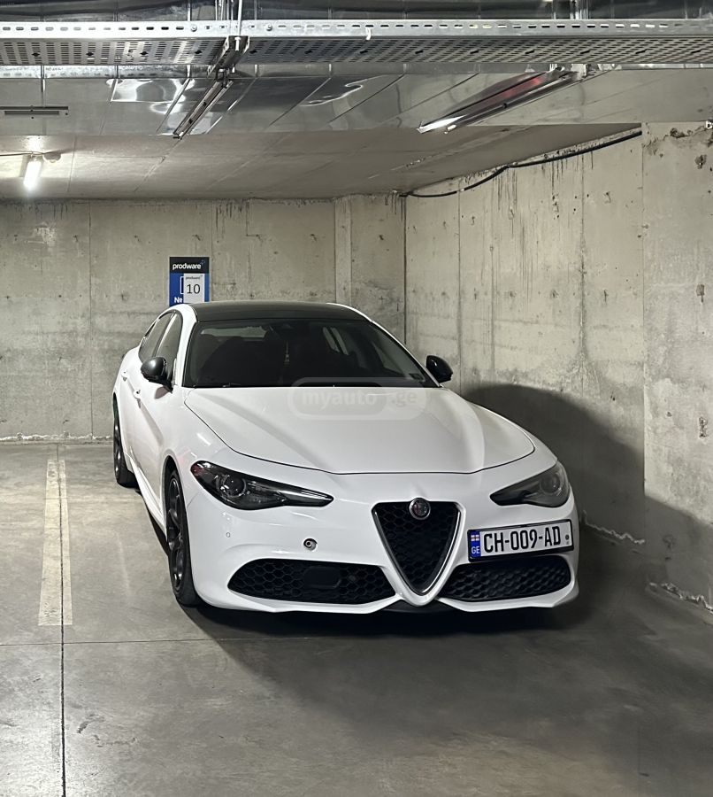 Alfa Romeo Giulia - фото 3