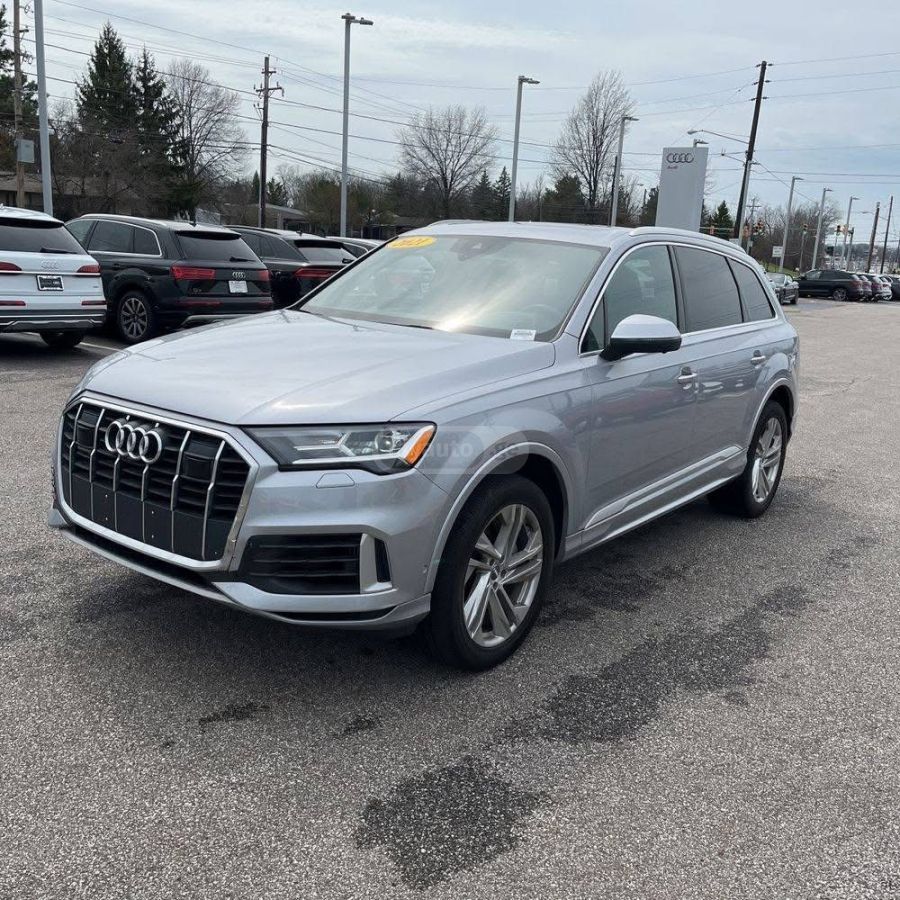 Audi Q7 - фото 1