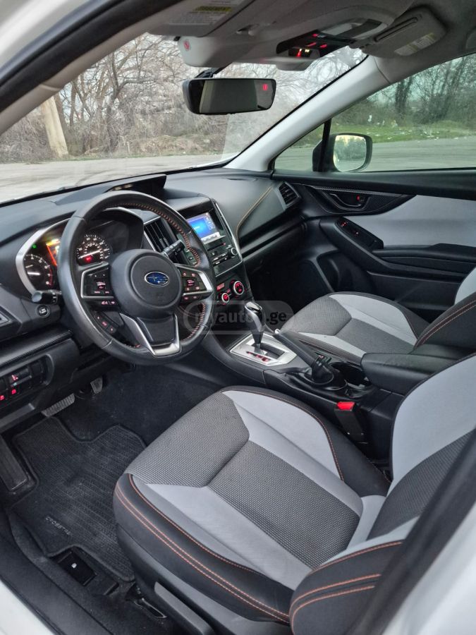 Subaru Premium 4dr All-Wheel Drive CV — миниатюра 12