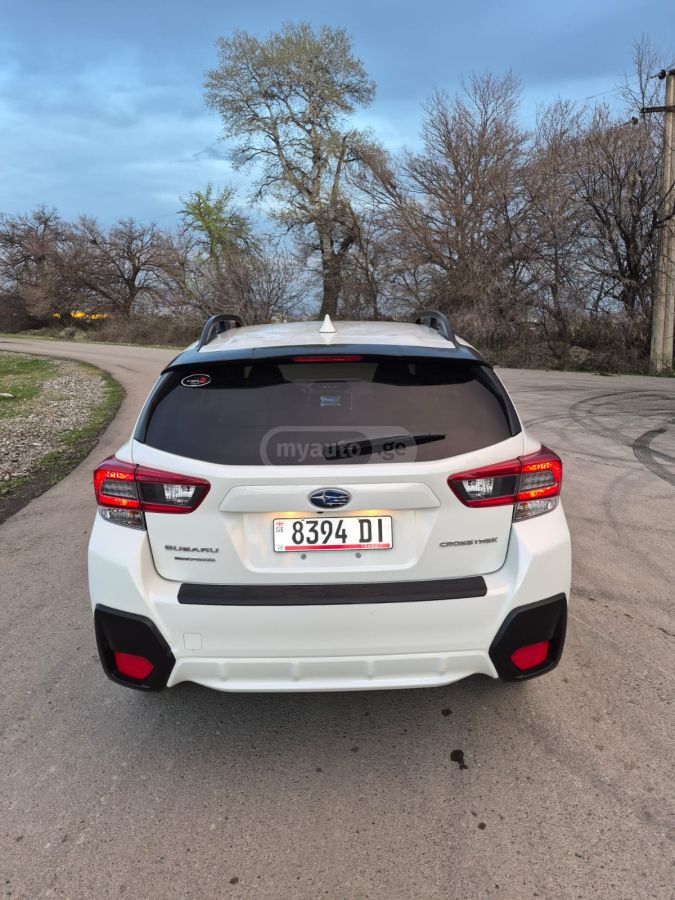 Subaru Premium 4dr All-Wheel Drive CV — миниатюра 6