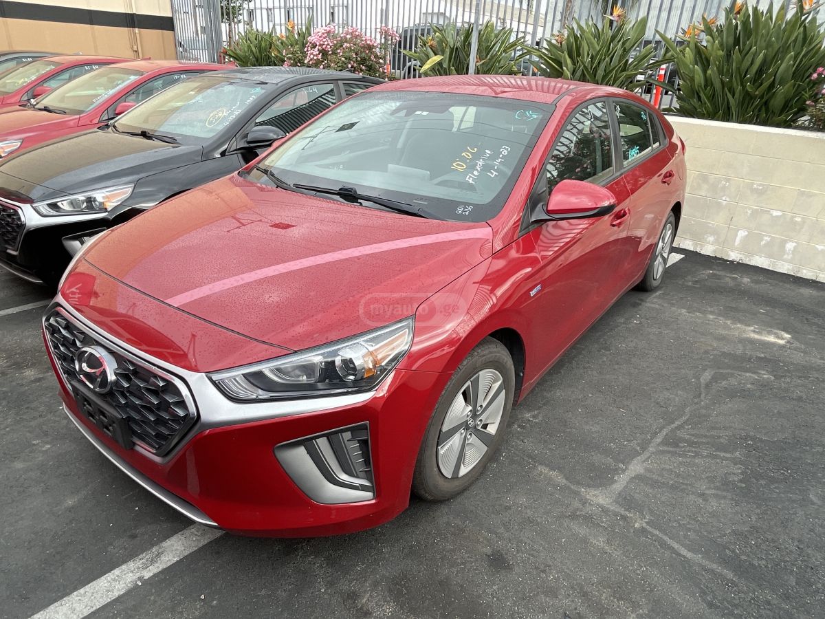 Hyundai Ioniq - фото 2