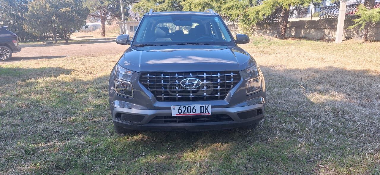 Hyundai venue - фото 1