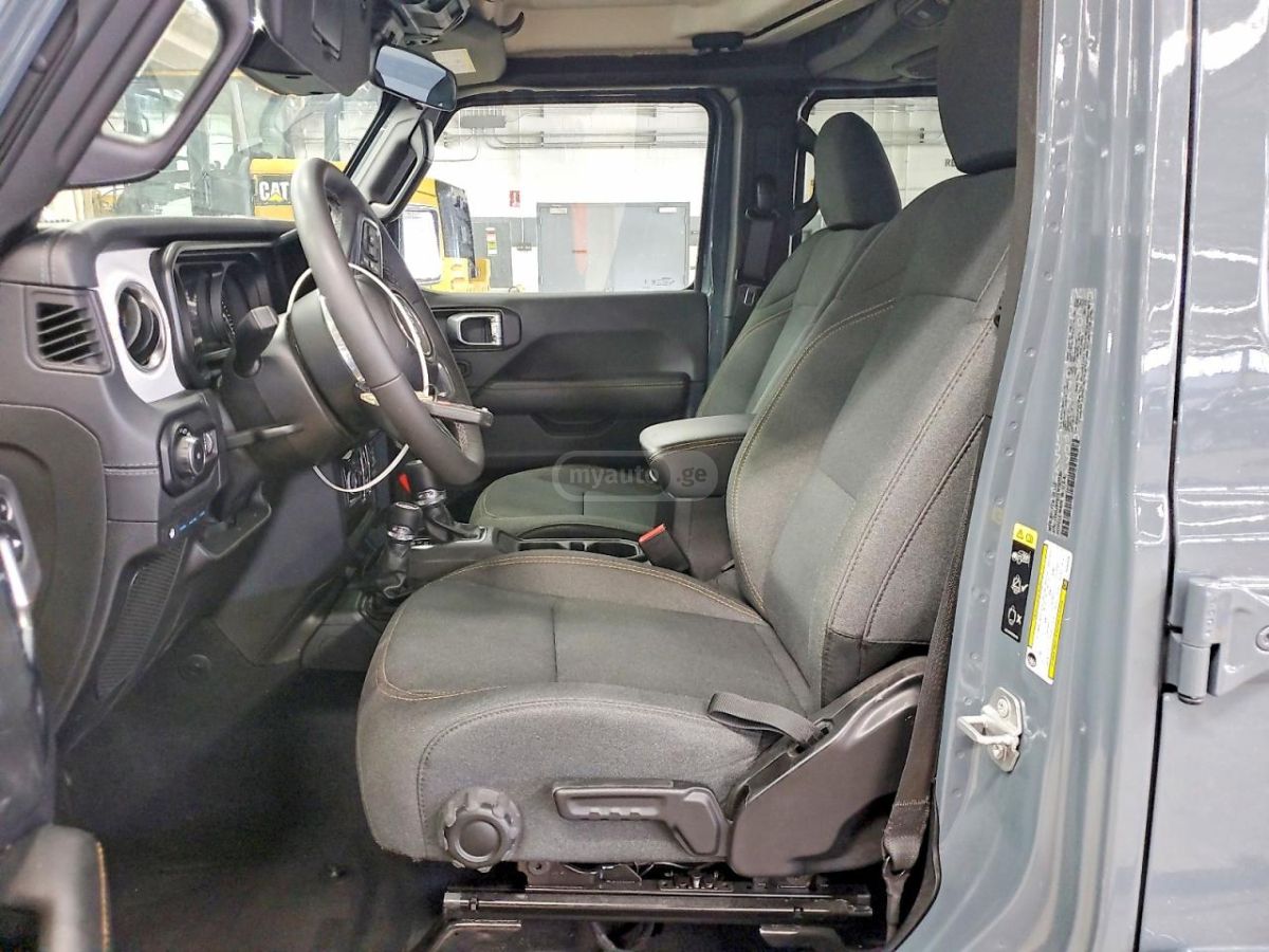 Jeep Wrangler 2025 — миниатюра 7