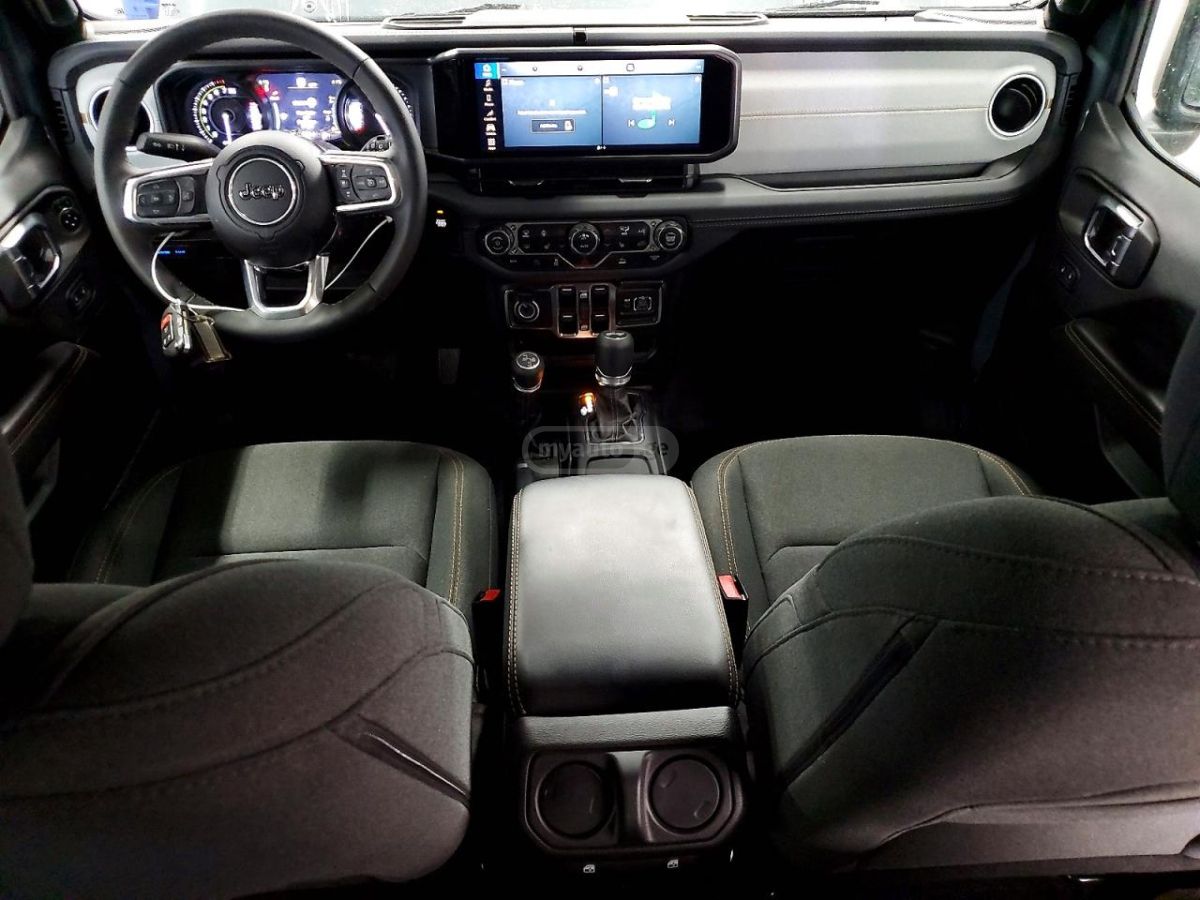 Jeep Wrangler 2025 — миниатюра 8