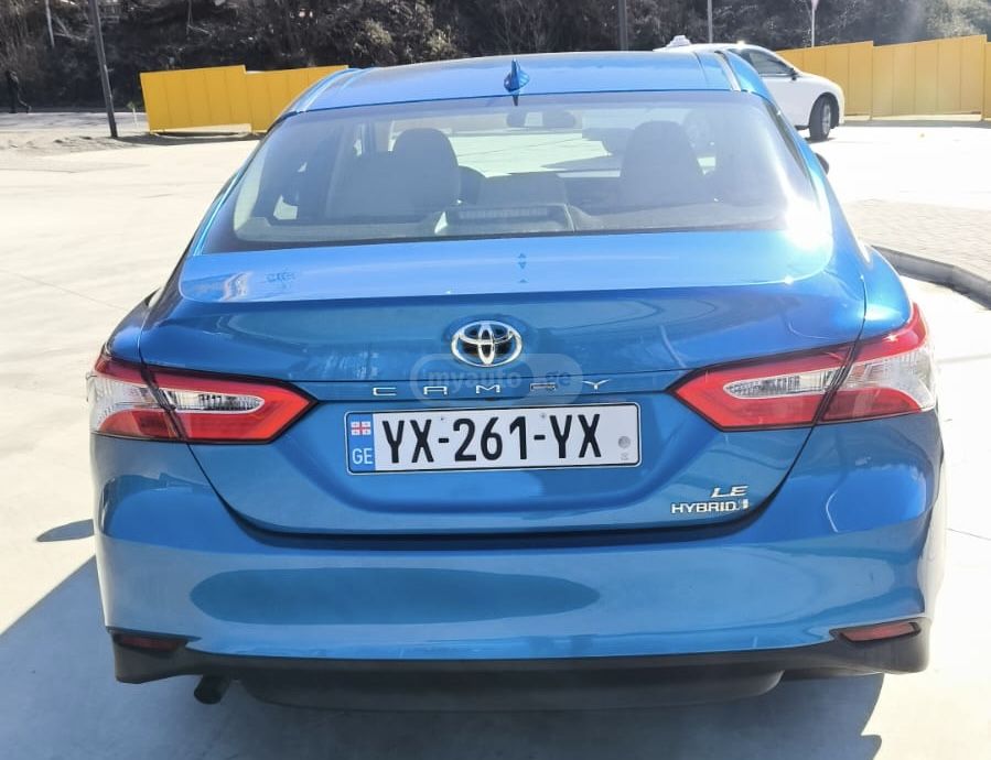 Toyota Camry - фото 12