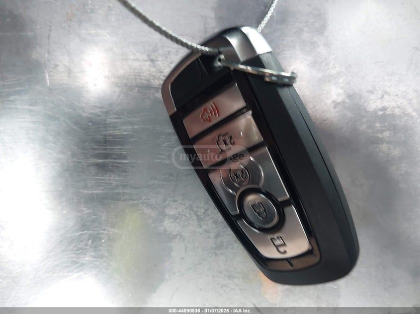 Ford Explorer 2025 — миниатюра 11