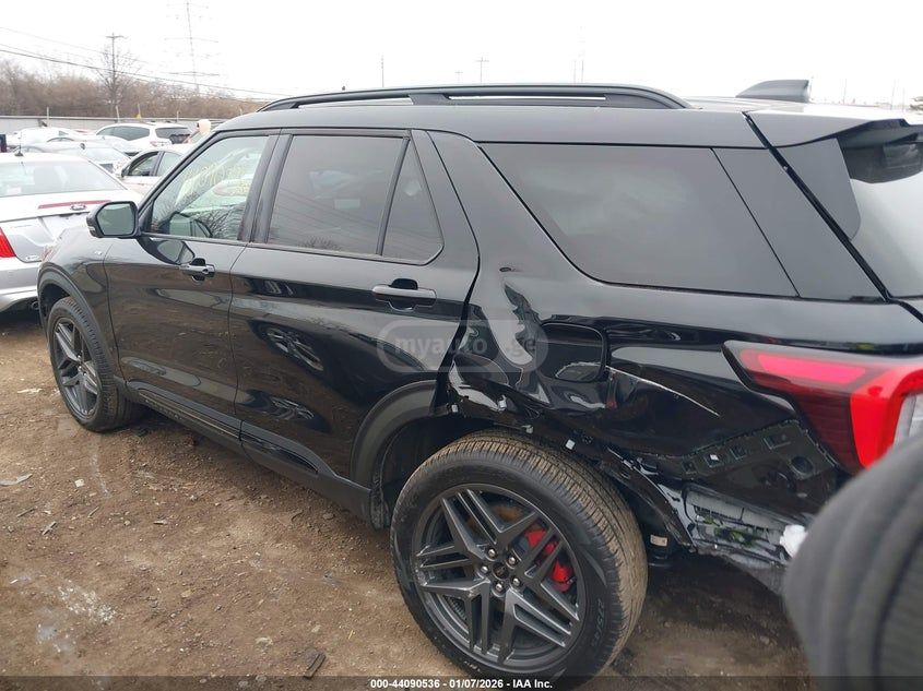 Ford Explorer 2025 — миниатюра 14