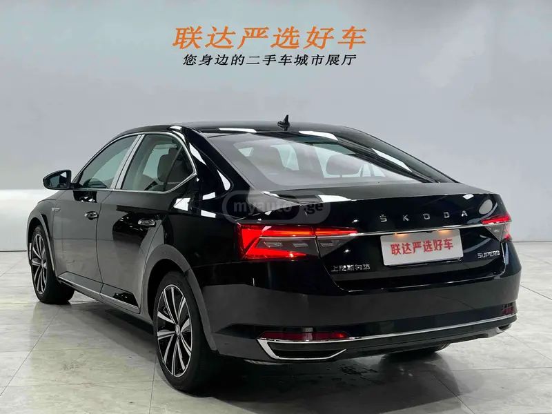 Skoda Superb 2024 — миниатюра 4