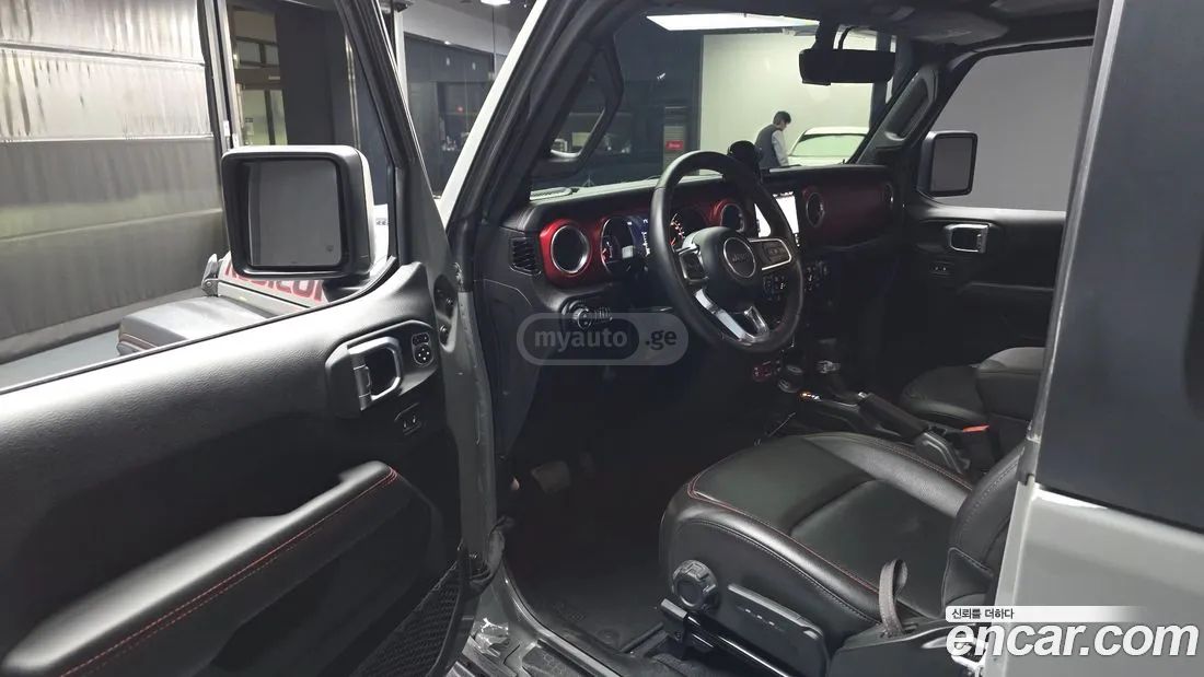 Jeep Wrangler - фото 10