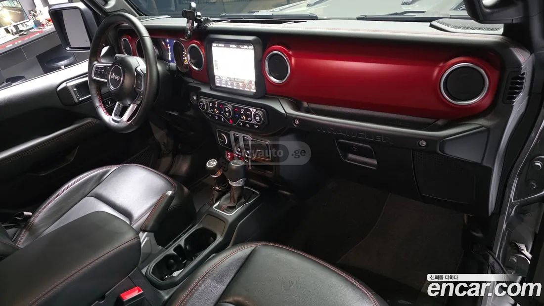 Jeep Wrangler - фото 7