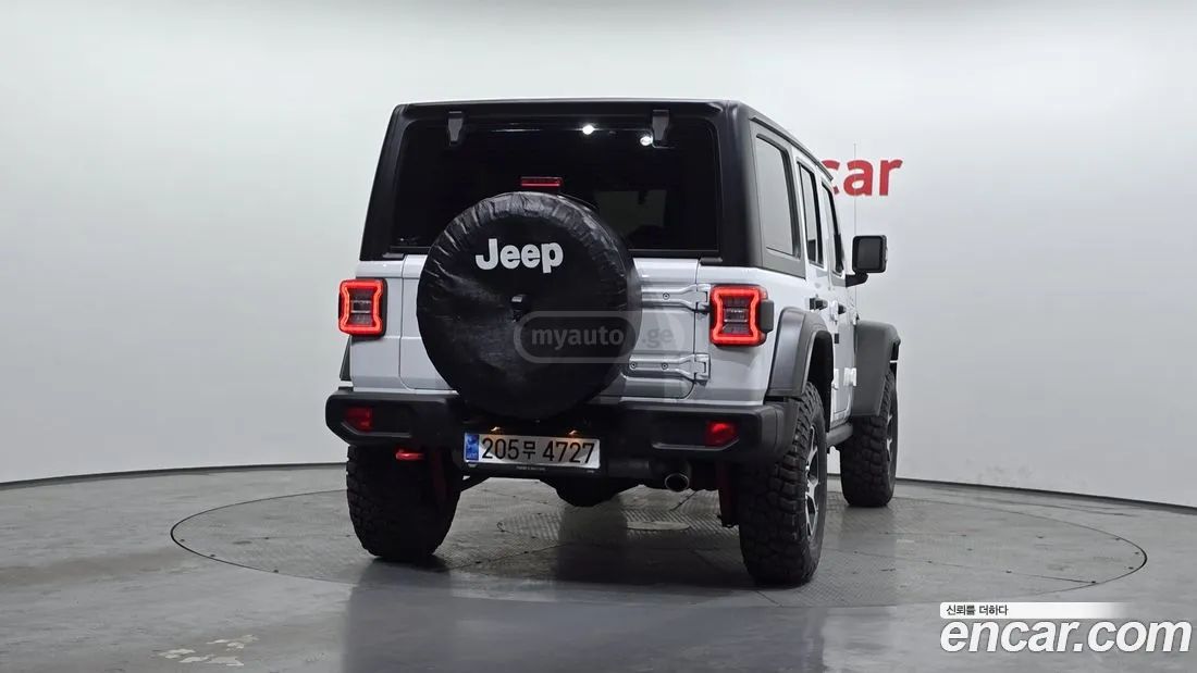 Jeep Wrangler - фото 4
