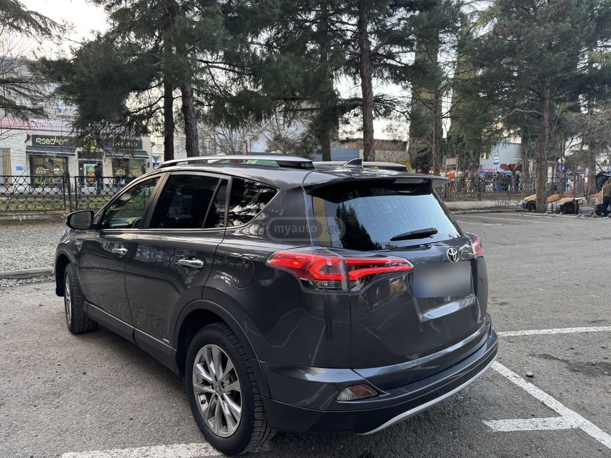 Toyota RAV 4 - фото 12