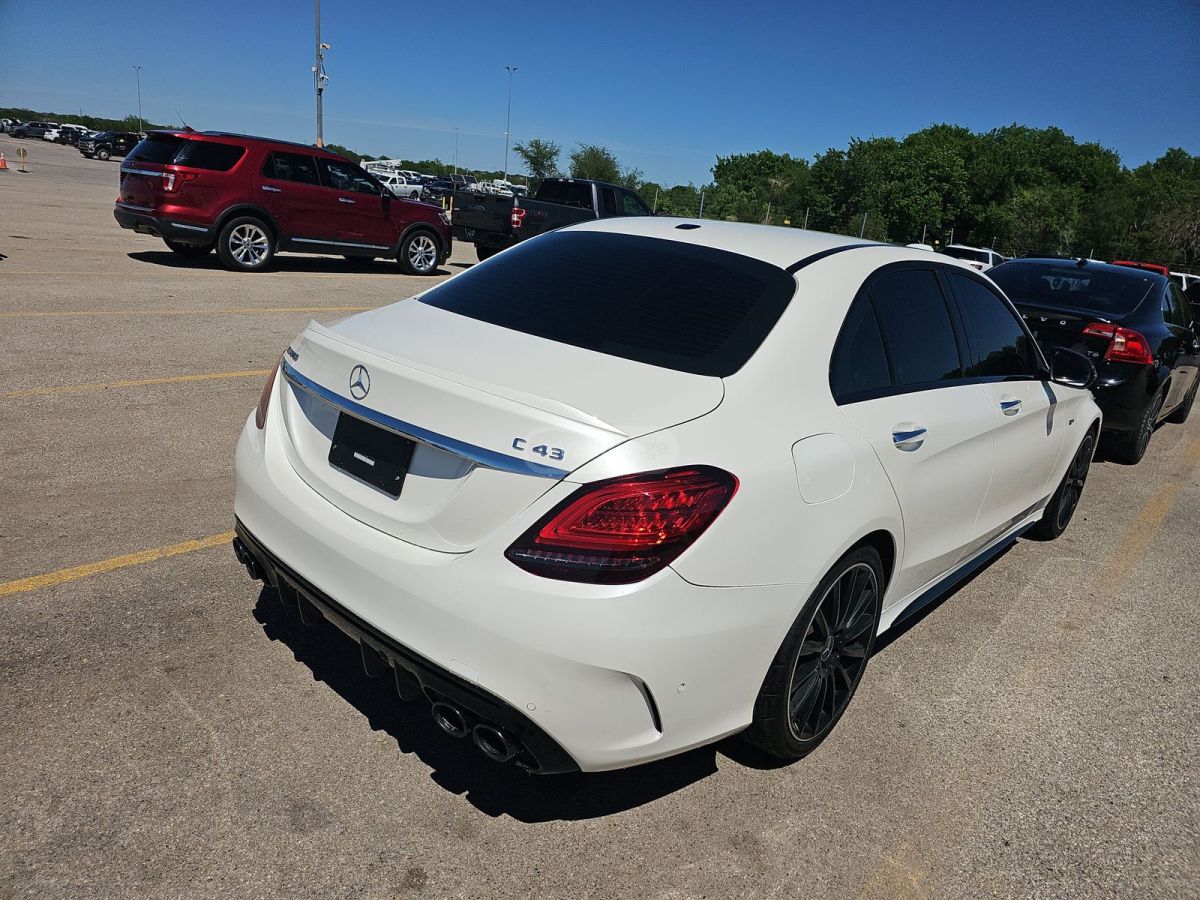 Mercedes-Benz C 43 AMG - фото 2