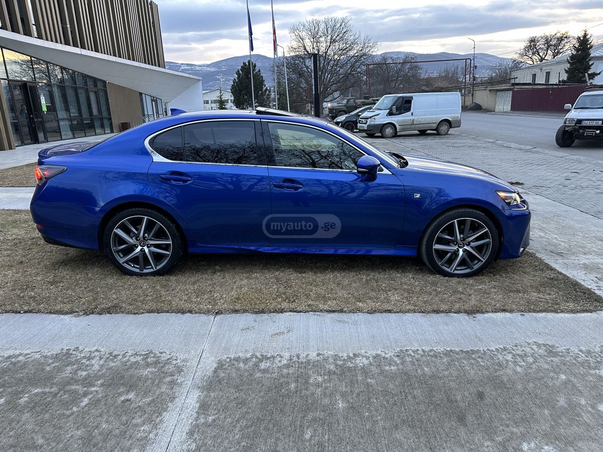 Lexus GS 350 - фото 3