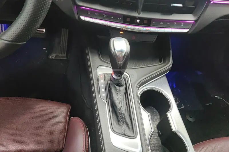 Cadillac CT4 2022 — миниатюра 10