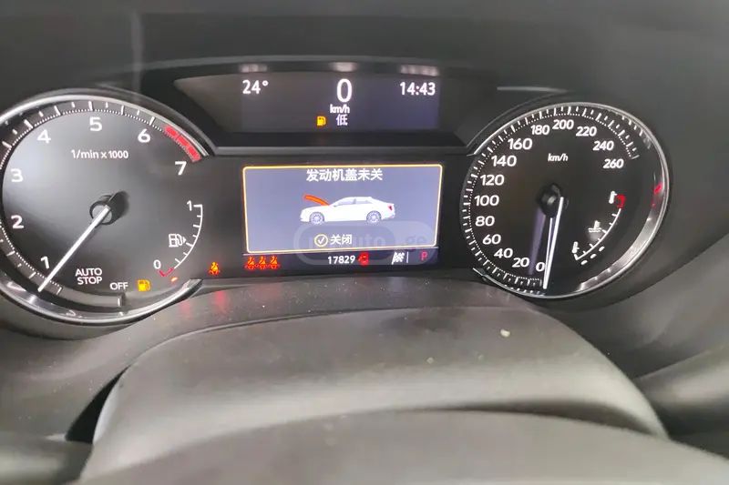 Cadillac CT4 2022 — миниатюра 9