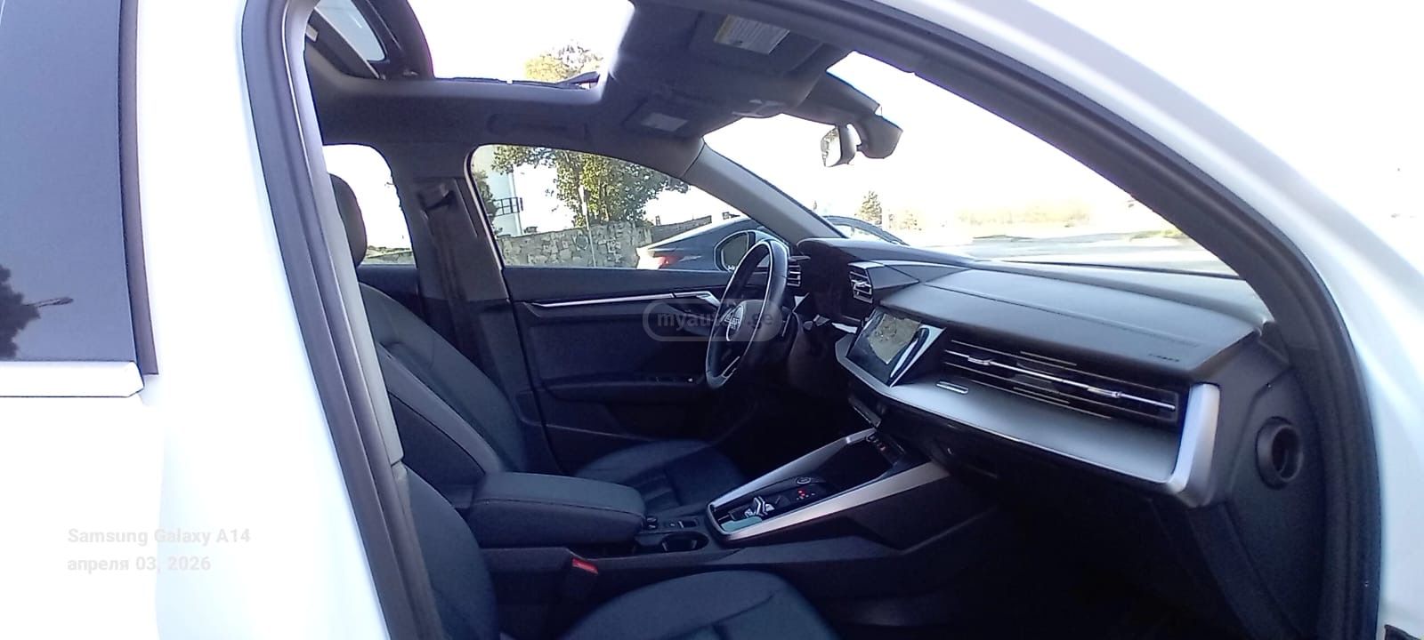 Audi A3 - фото 12