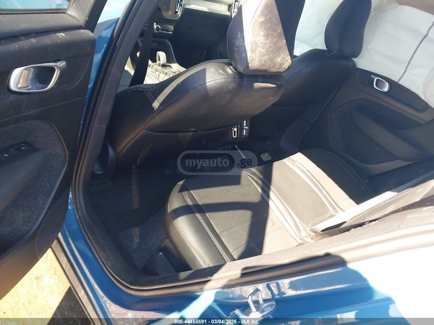 Volvo XC 40 2024 — миниатюра 7