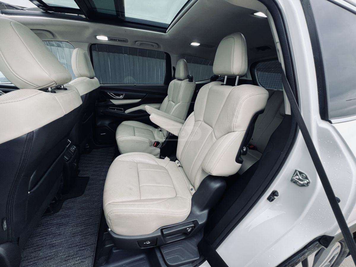 Subaru Limited All-Wheel Drive CVT — миниатюра 5