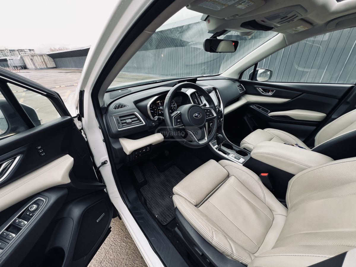 Subaru Limited All-Wheel Drive CVT — миниатюра 6