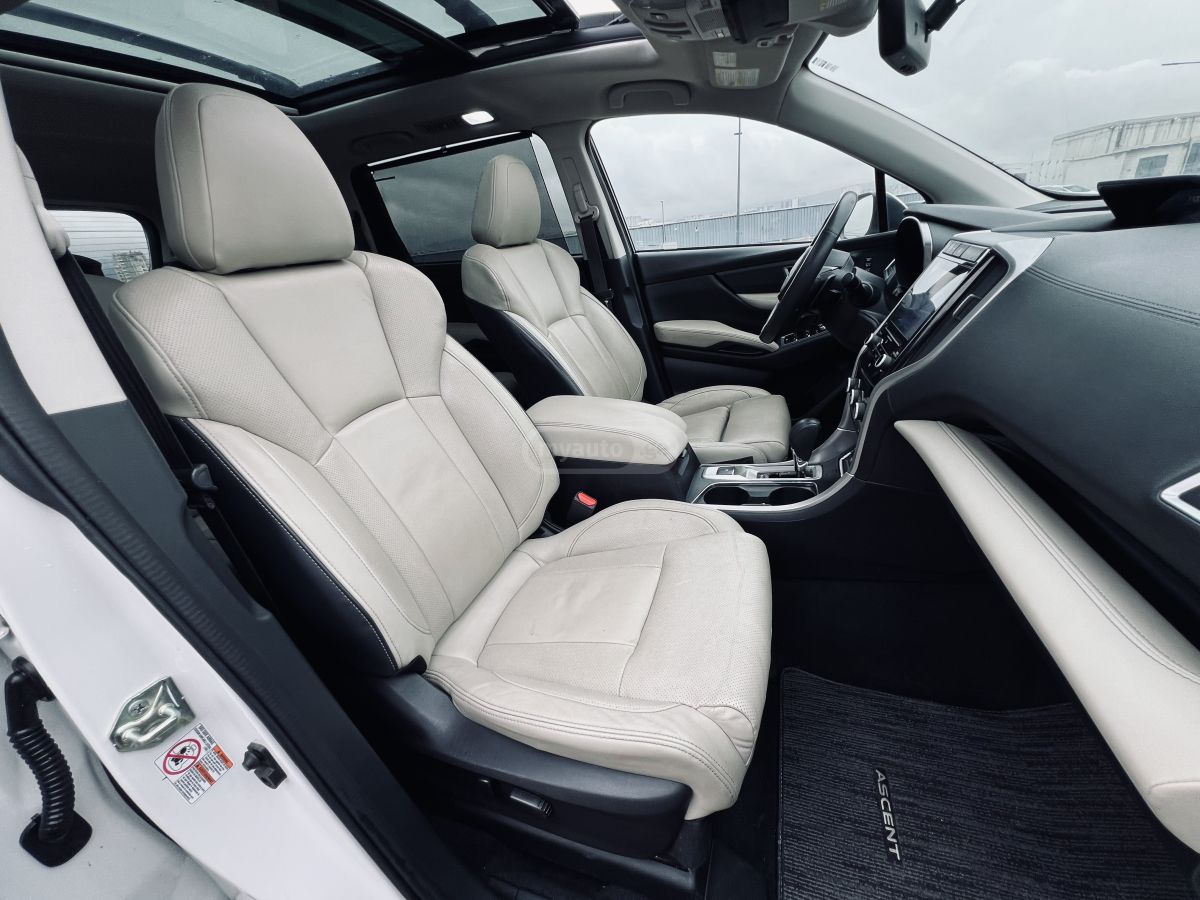 Subaru Limited All-Wheel Drive CVT — миниатюра 7