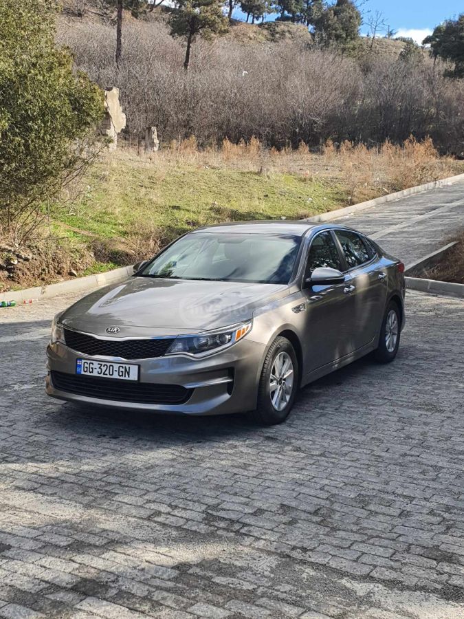 Kia Optima - фото 14