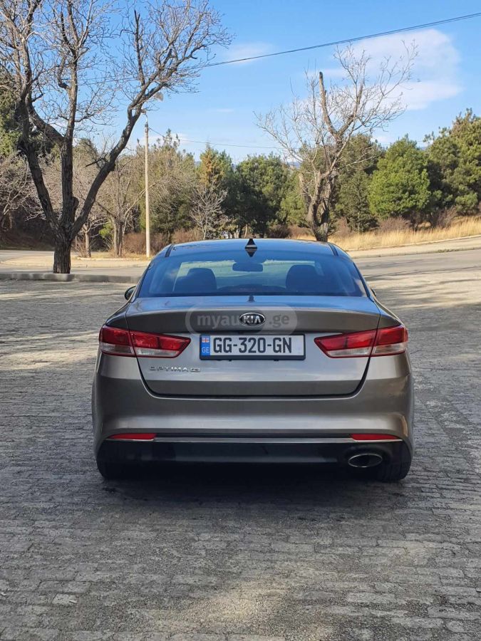 Kia Optima - фото 3