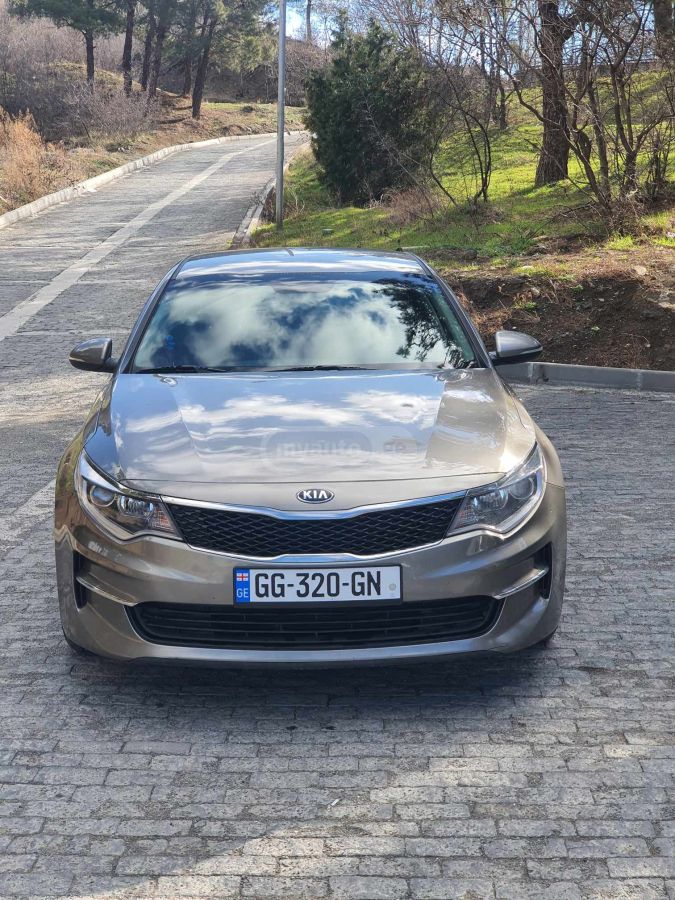 Kia Optima - фото 4