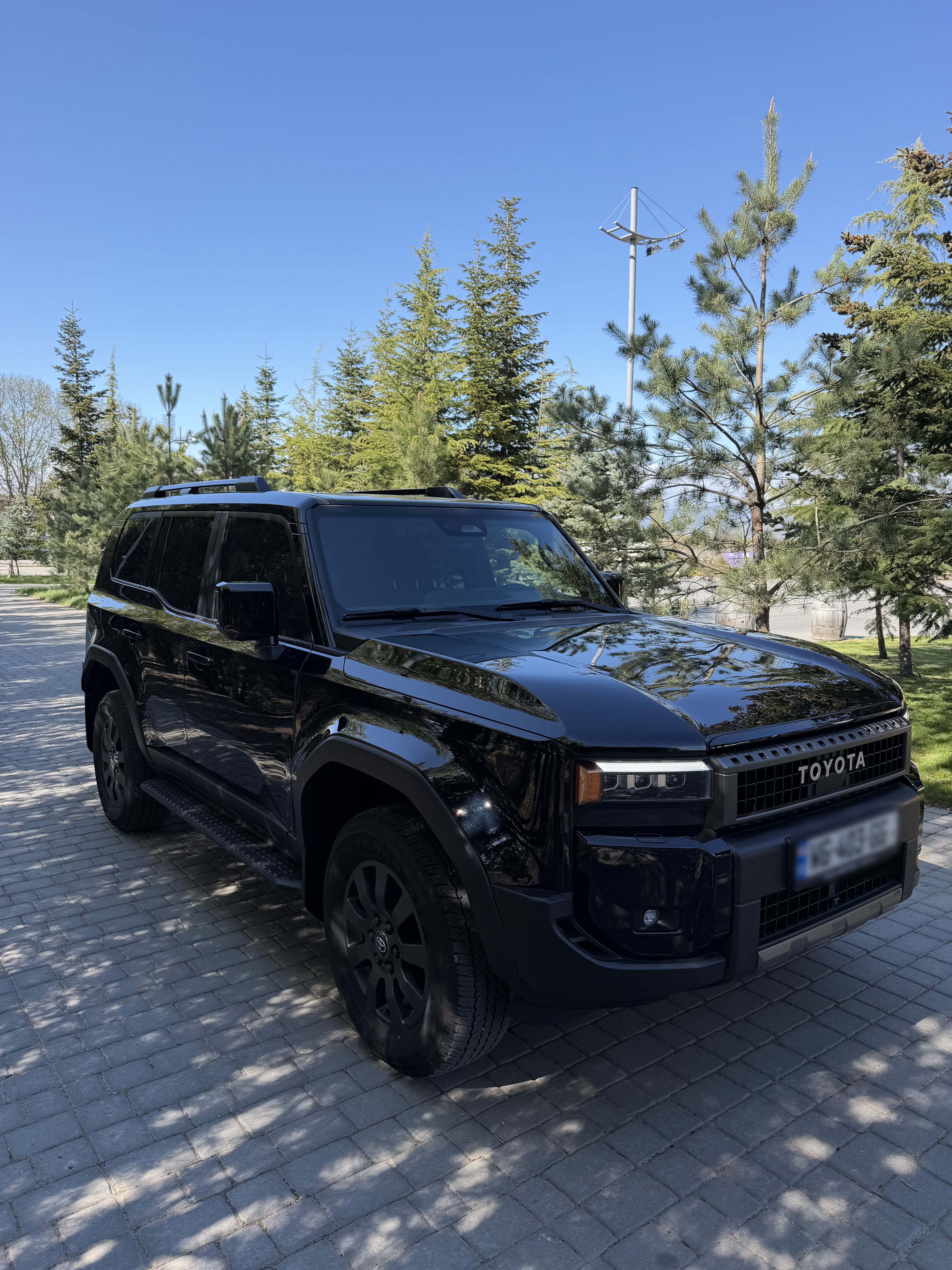 Toyota Land Cruiser Prado - фото 2