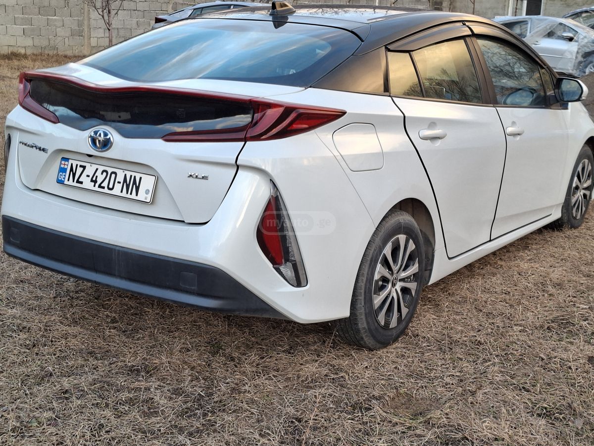 Toyota Prius Prime 2021 — миниатюра 4