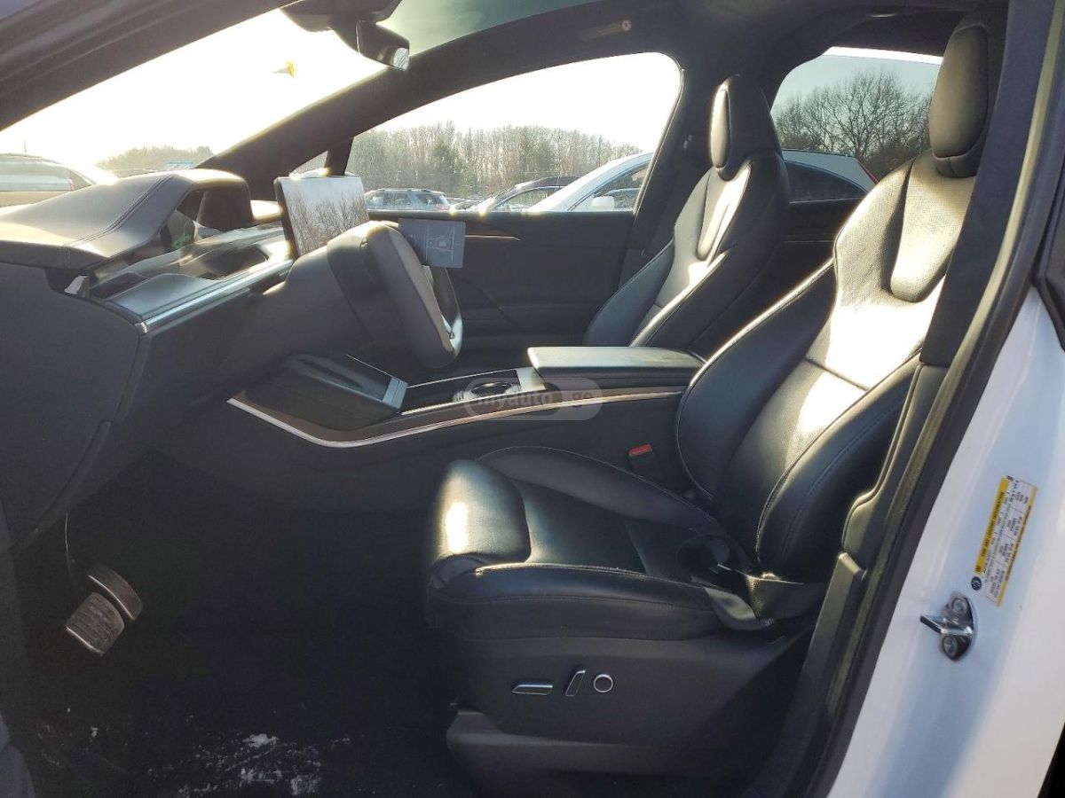 Tesla Model X - фото 7