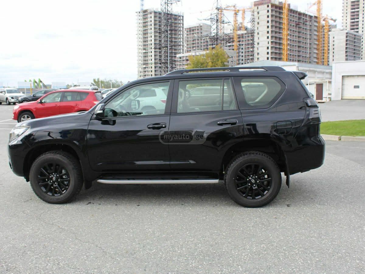 Toyota Land Cruiser Prado - фото 2