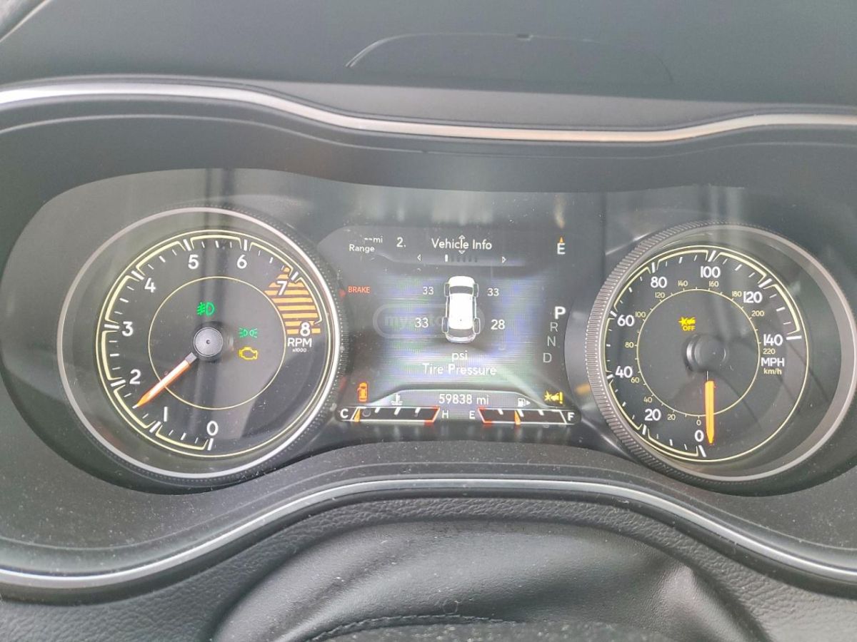 Jeep Cherokee - фото 9