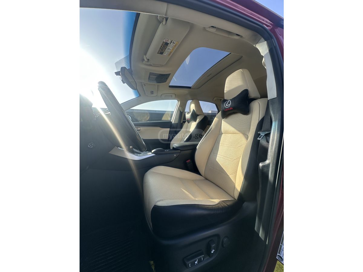 Lexus NX 300 - фото 12