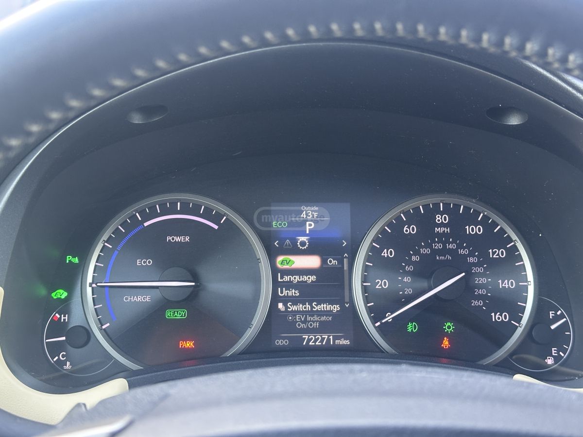 Lexus NX 300 - фото 15