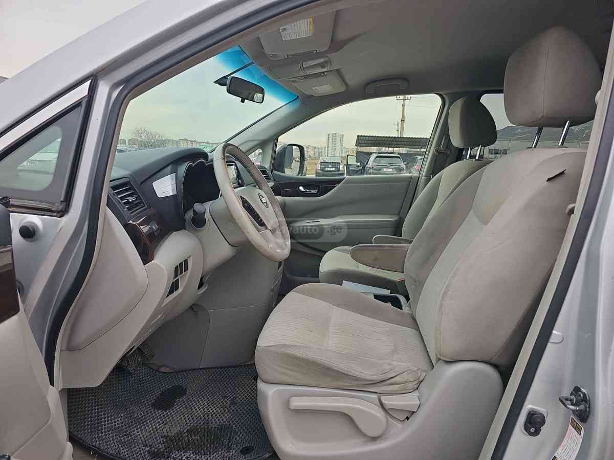 Nissan Quest - фото 10