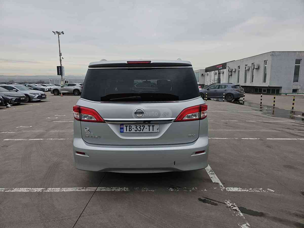 Nissan Quest - фото 5