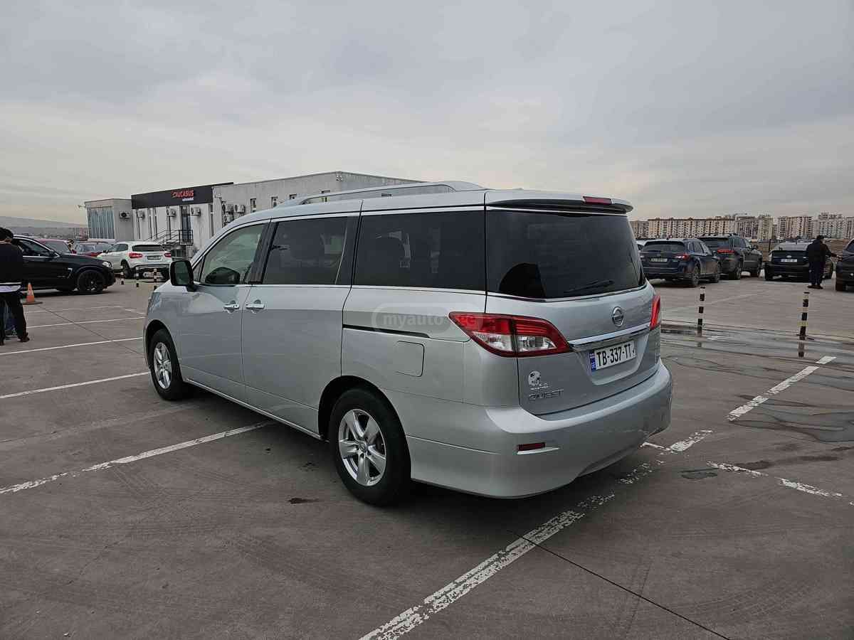 Nissan Quest - фото 6