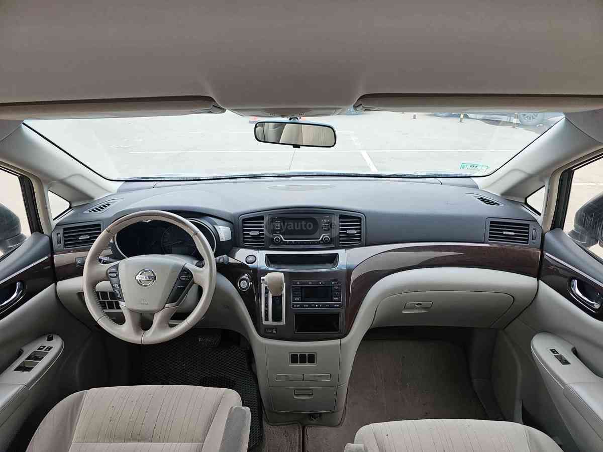Nissan Quest - фото 9