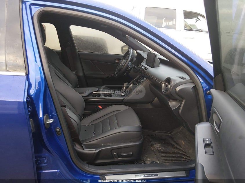 Lexus IS 350 - фото 5