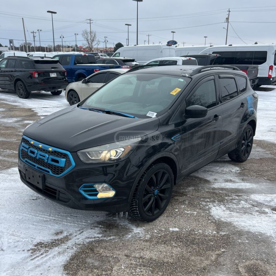 Ford Escape - фото 1