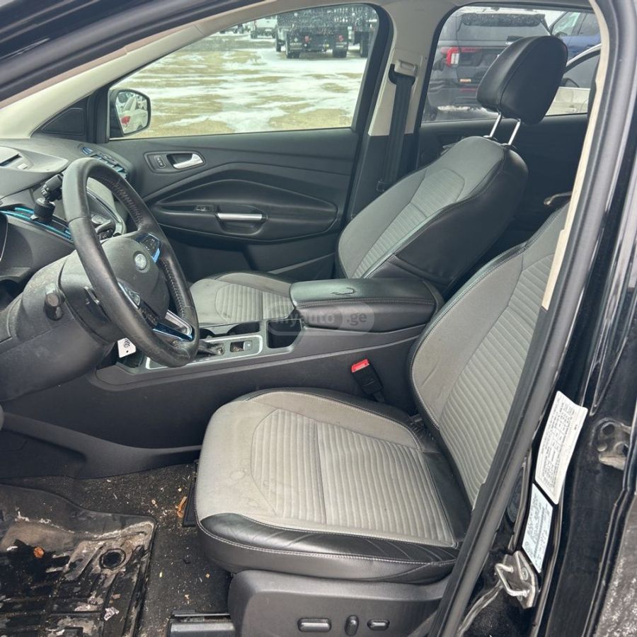 Ford Escape - фото 6