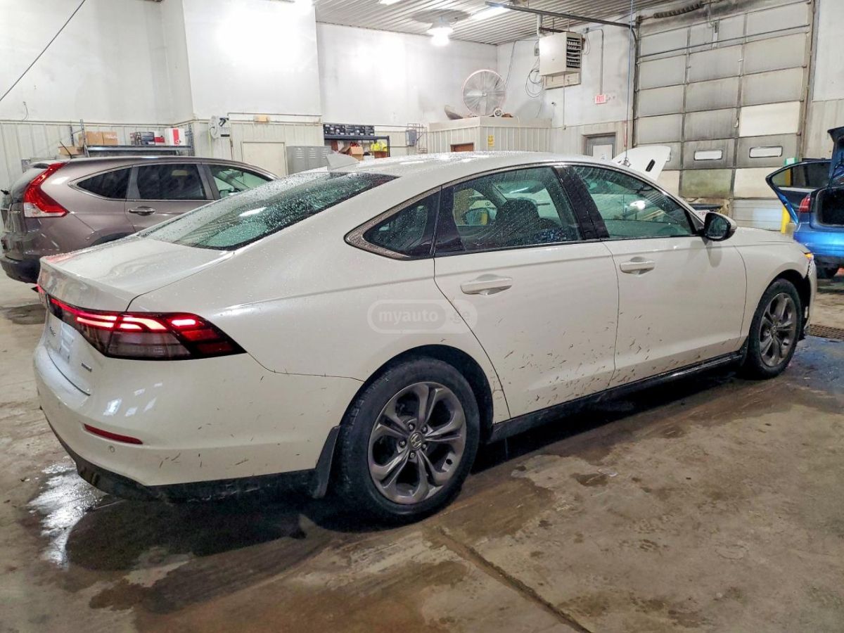 Honda Accord - фото 3