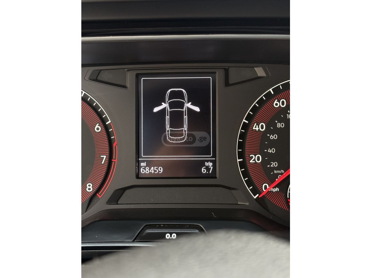 Volkswagen Jetta - фото 12