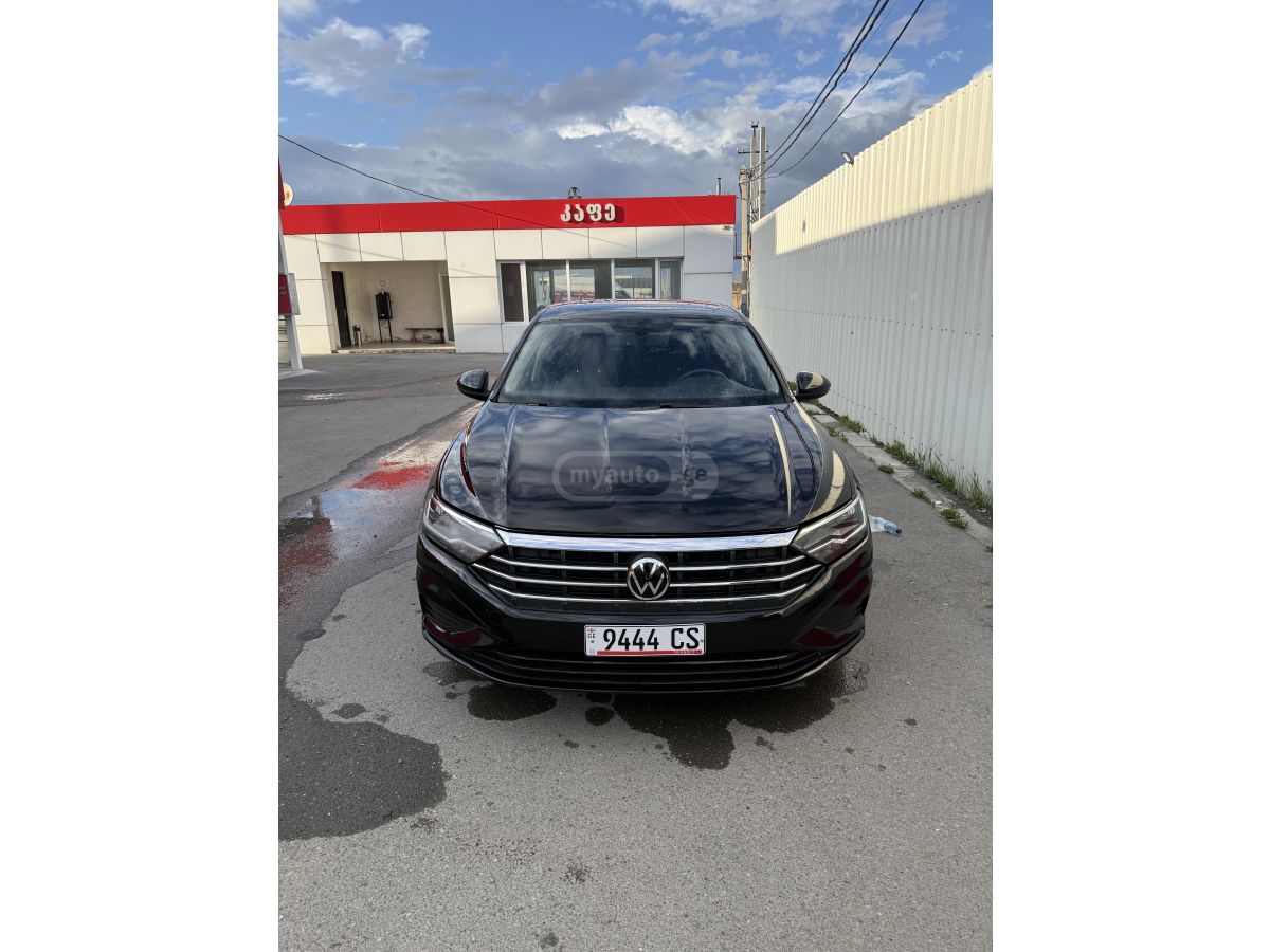 Volkswagen Jetta - фото 2