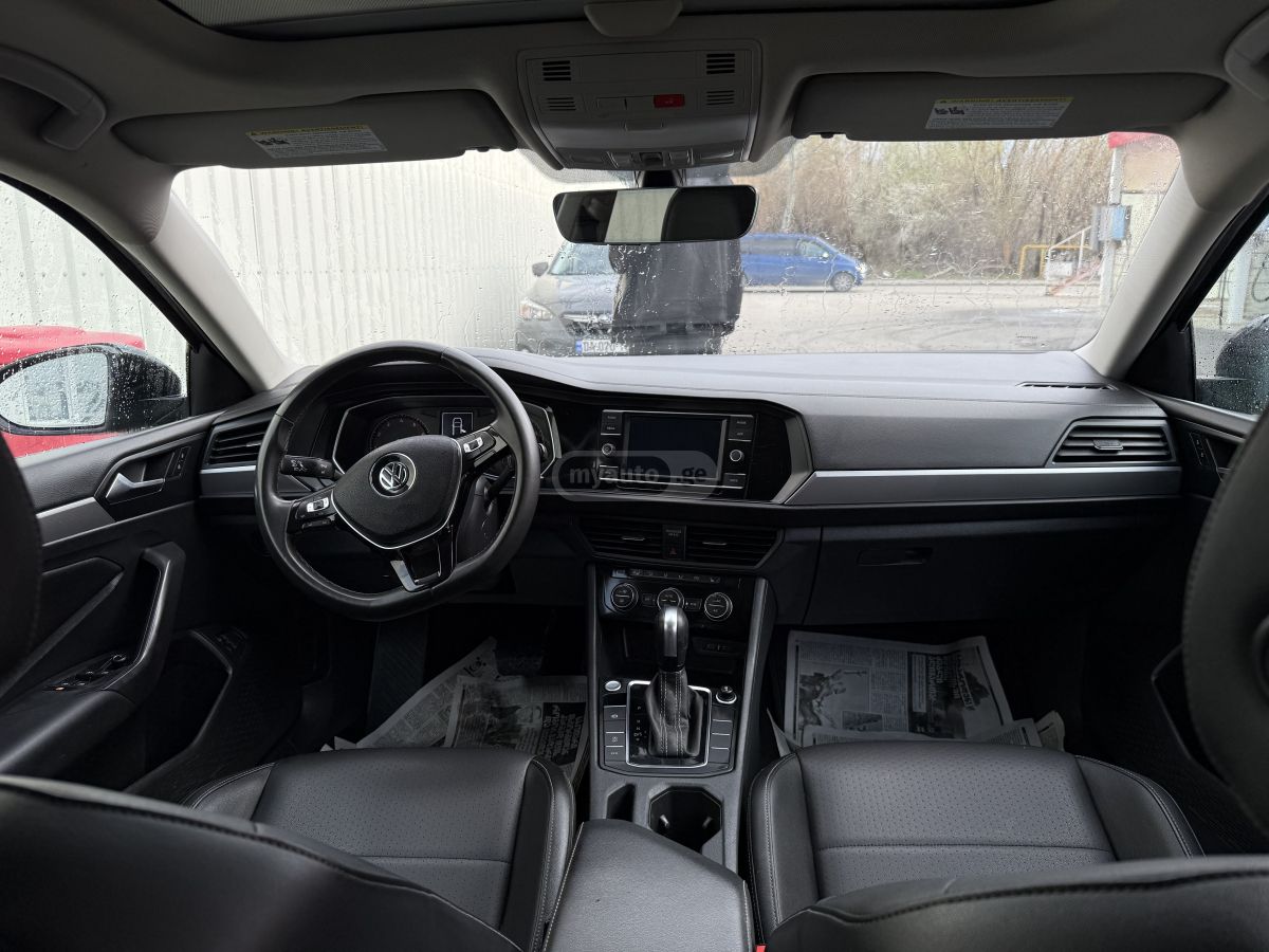 Volkswagen Jetta - фото 6