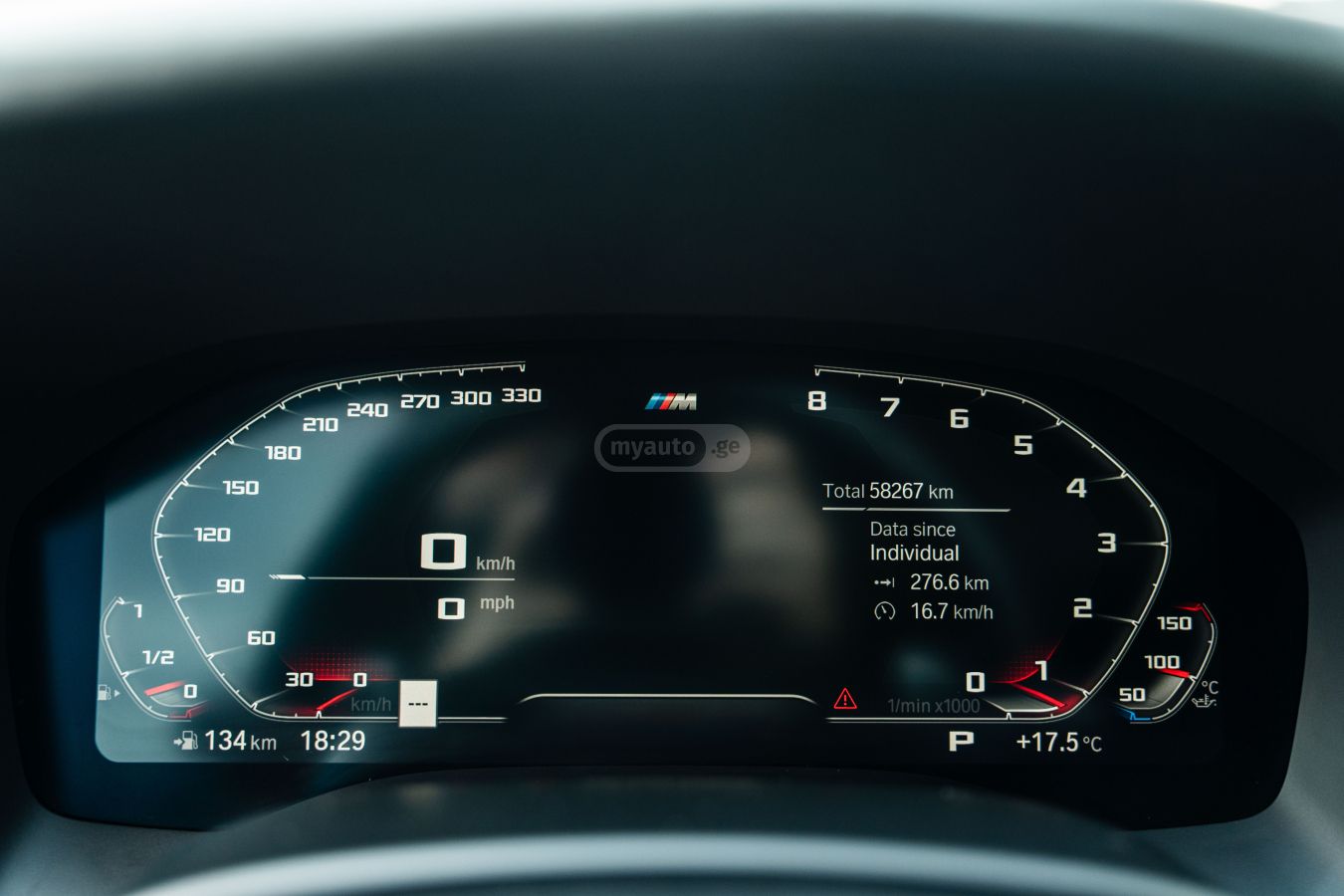 BMW M850 - фото 11