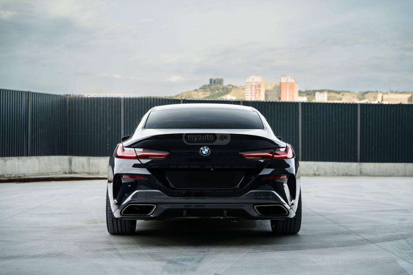 BMW M850 - фото 6