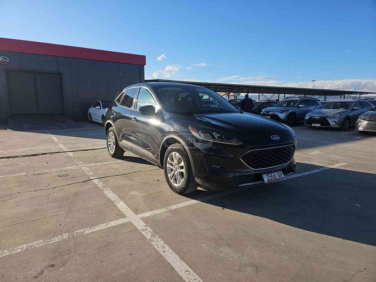 Ford Escape - фото 12