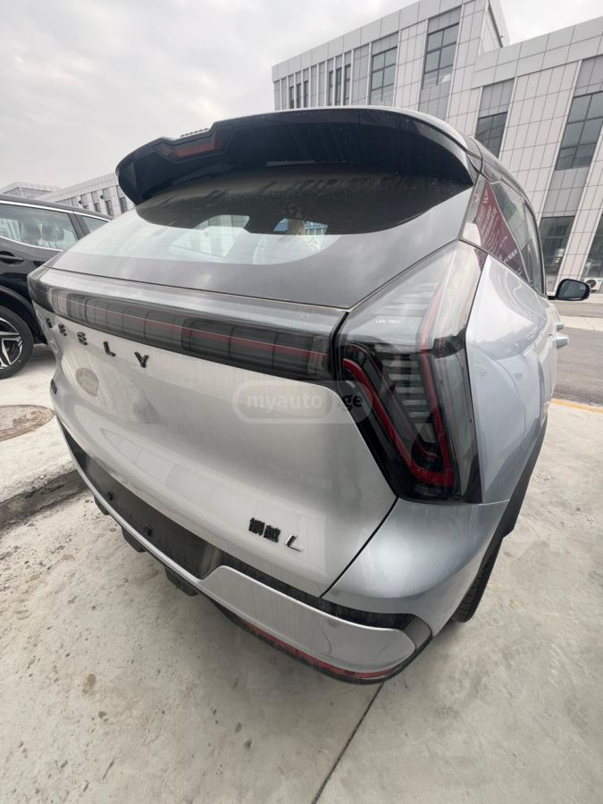 Geely Atlas 2026 — миниатюра 3